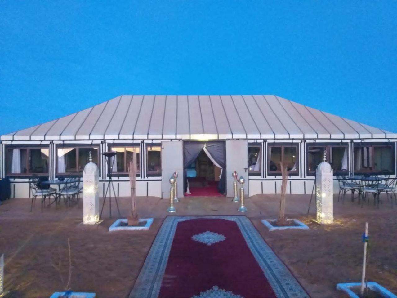 ホテル Sahara Luxury Camp Vip メルズーガ エクステリア 写真