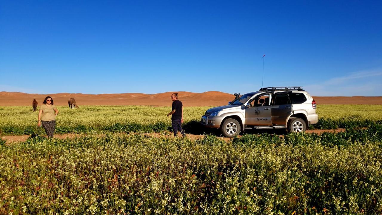 ホテル Sahara Luxury Camp Vip メルズーガ エクステリア 写真