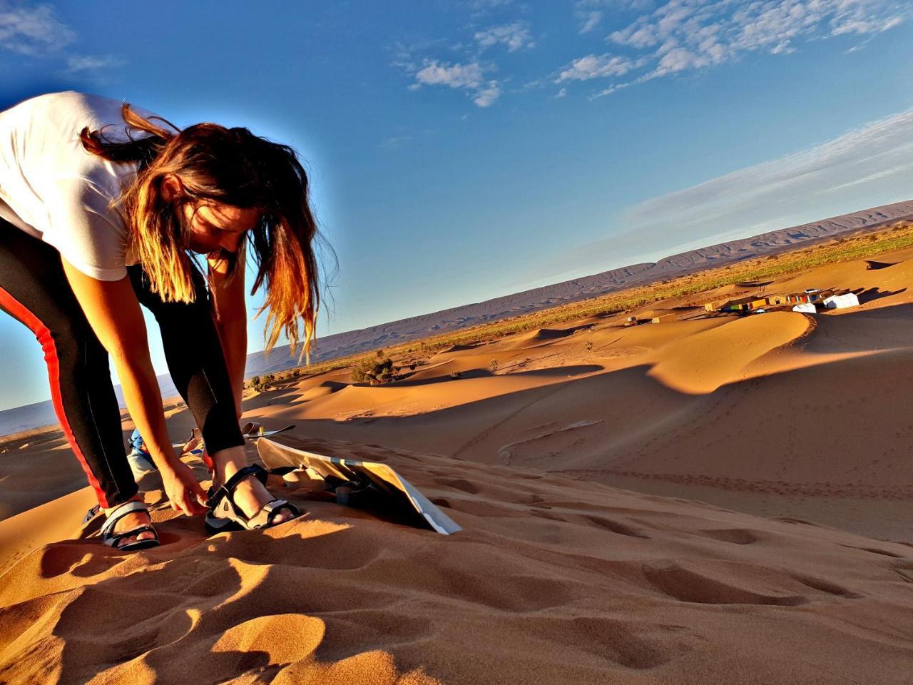ホテル Sahara Luxury Camp Vip メルズーガ エクステリア 写真